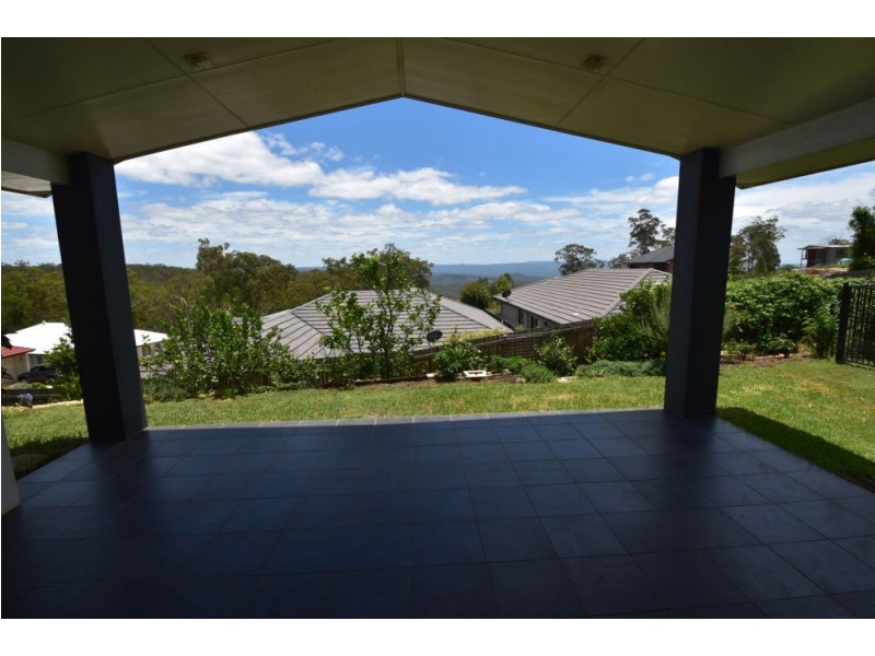 24 Piccadilly Court, Mount Lofty QLD 4350