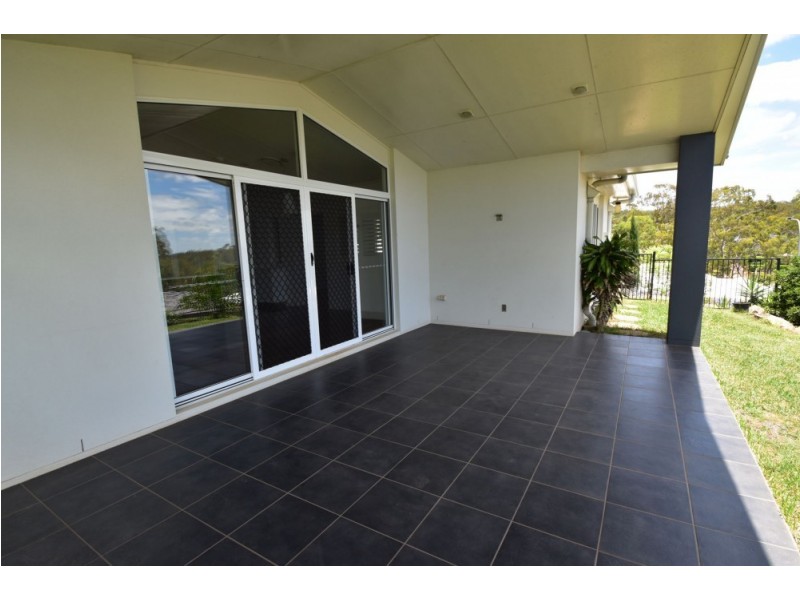 24 Piccadilly Court, Mount Lofty QLD 4350