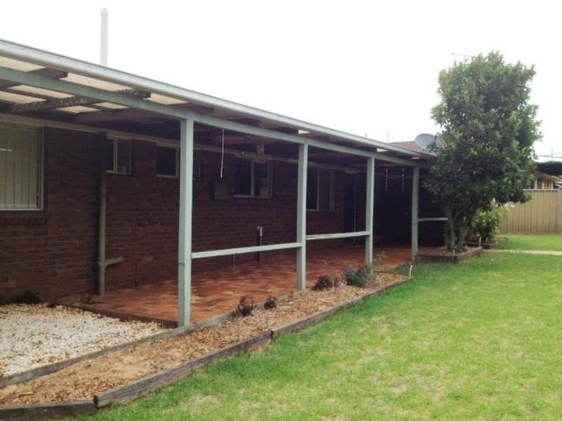 72 Jennifer Crescent, Darling Heights QLD 4350