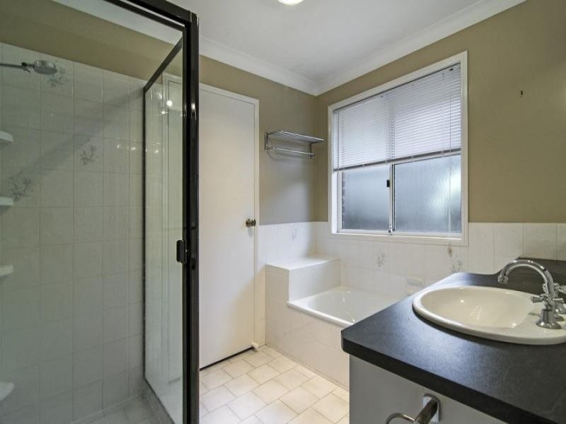 16 Stoneyhurst Court, Glenvale QLD 4350