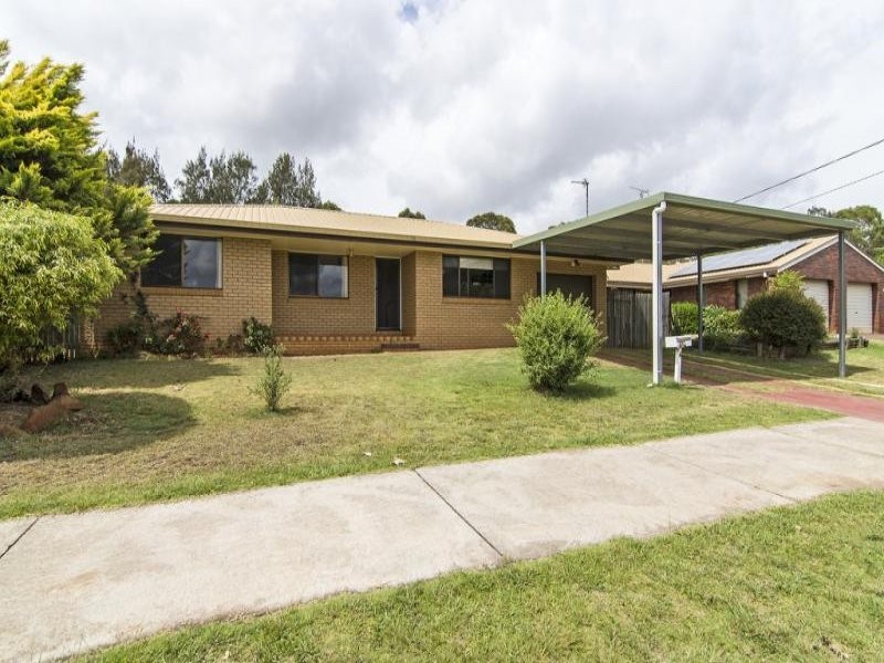 4 Champagne Crescent, Wilsonton QLD 4350
