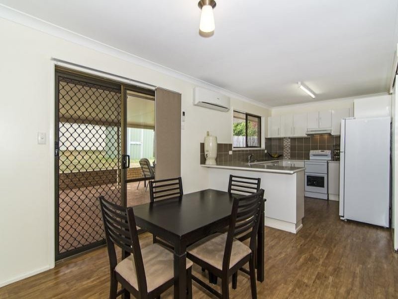 4 Champagne Crescent, Wilsonton QLD 4350