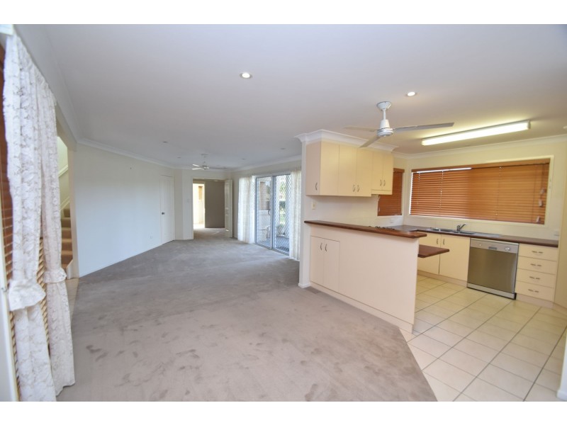 2A Agnes Street, Centenary Heights QLD 4350