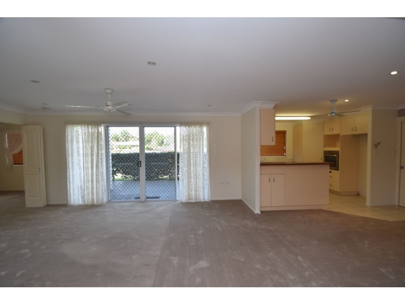 2A Agnes Street, Centenary Heights QLD 4350