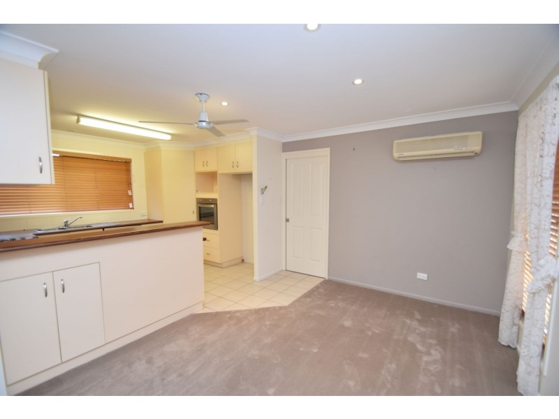 2A Agnes Street, Centenary Heights QLD 4350