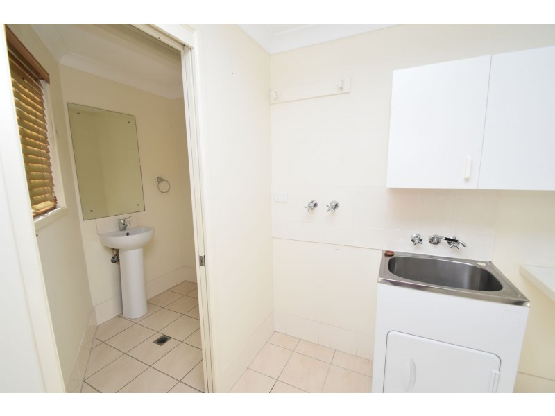 2A Agnes Street, Centenary Heights QLD 4350