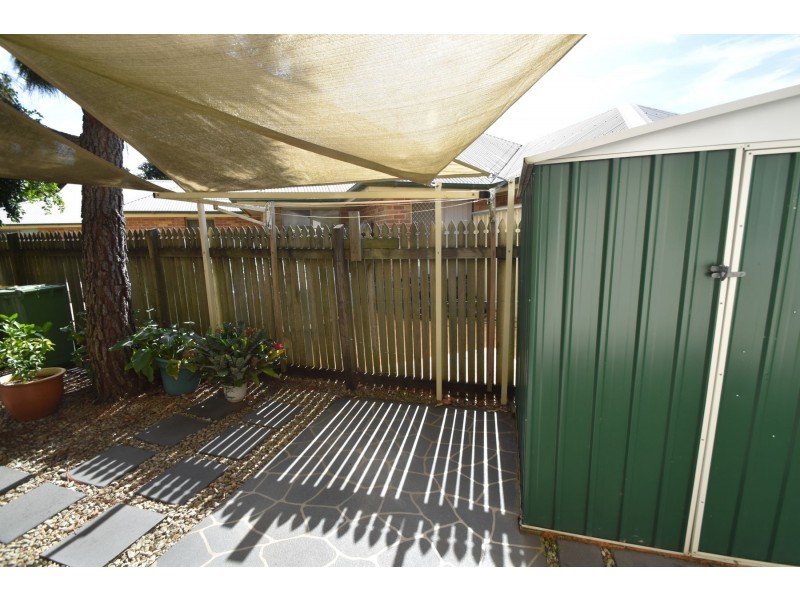 2A Agnes Street, Centenary Heights QLD 4350