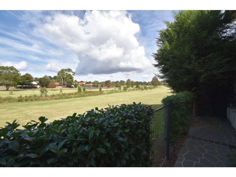 2A Agnes Street, Centenary Heights QLD 4350