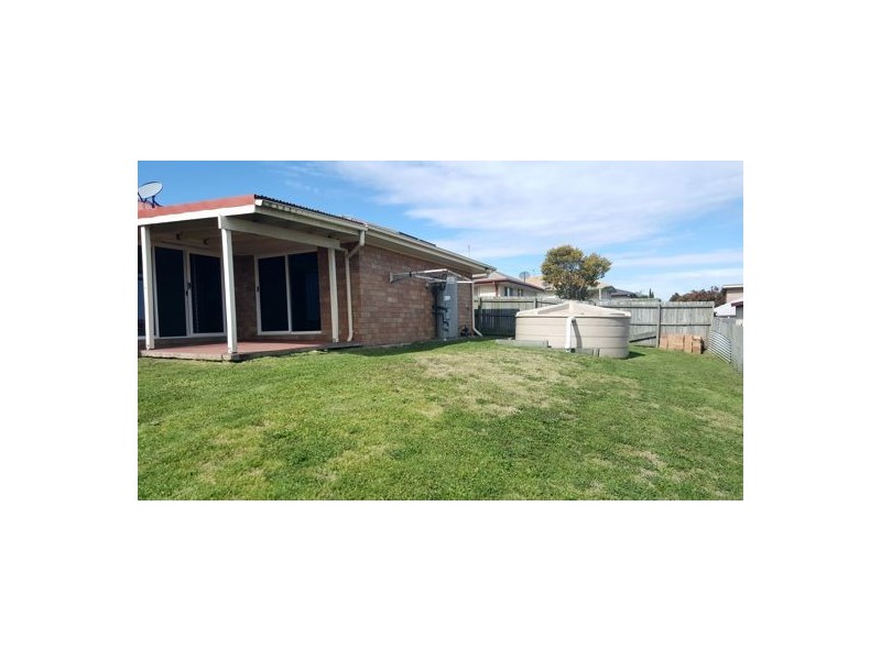 13 Cuttaburra Crescent, Glenvale QLD 4350