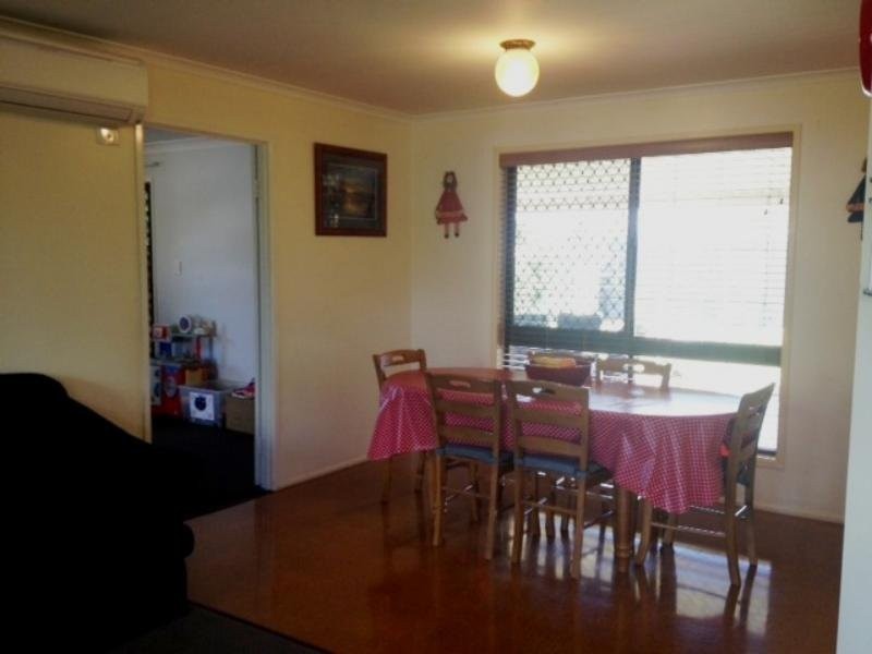 11 Melway Crescent, Glenvale QLD 4350