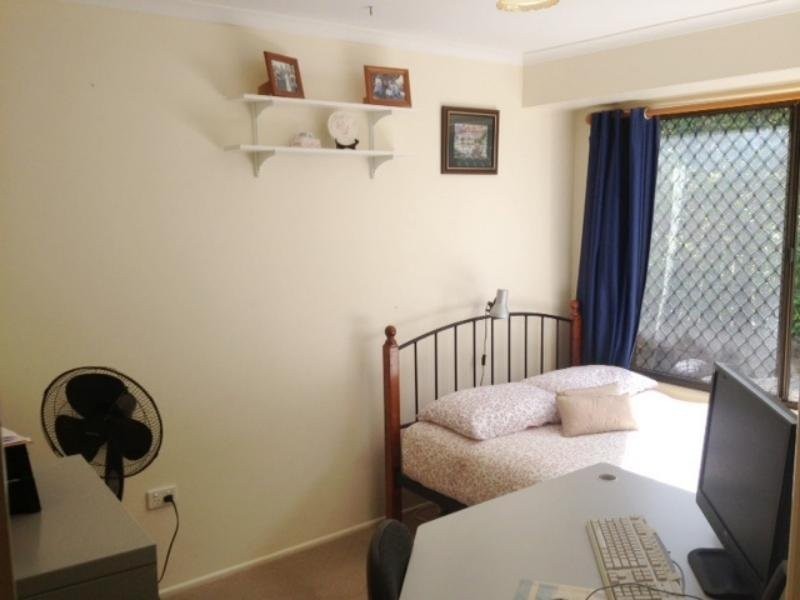 11 Melway Crescent, Glenvale QLD 4350
