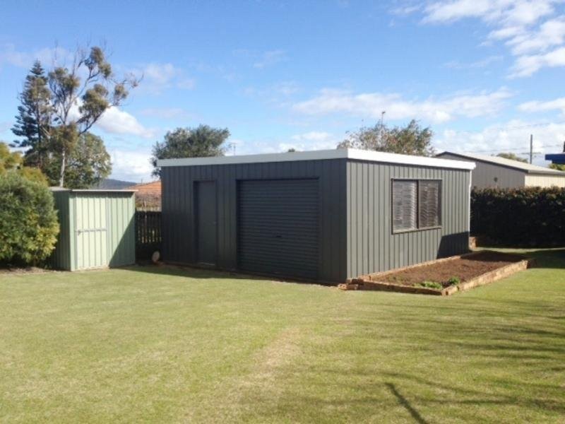 11 Melway Crescent, Glenvale QLD 4350