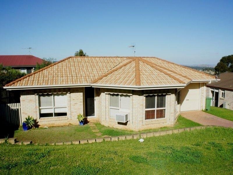 72 Glenvale Road, Harristown QLD 4350