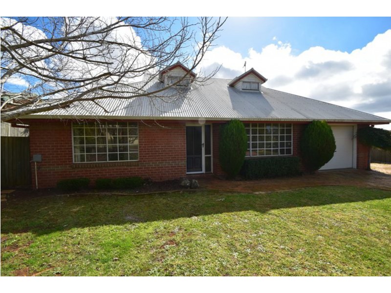 3 Jenna Court, Kearneys Spring QLD 4350