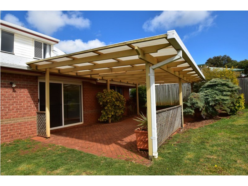 3 Jenna Court, Kearneys Spring QLD 4350