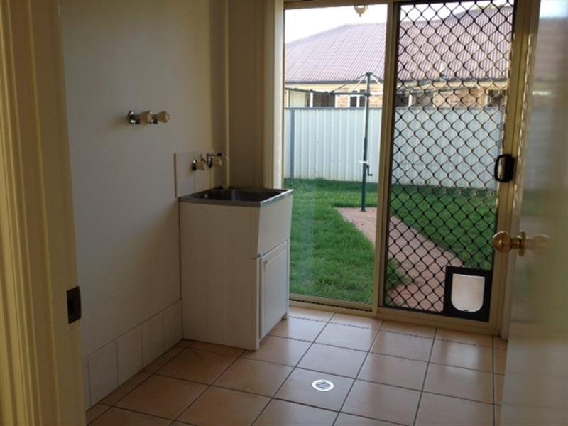 28 Wood Drive, Middle Ridge QLD 4350