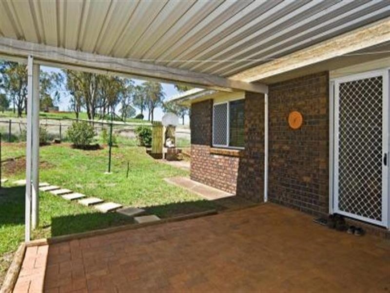 9 Melita Crescent, Wilsonton Heights QLD 4350