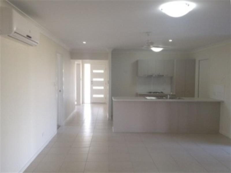 10 Wandoo Crescent, Westbrook QLD 4350