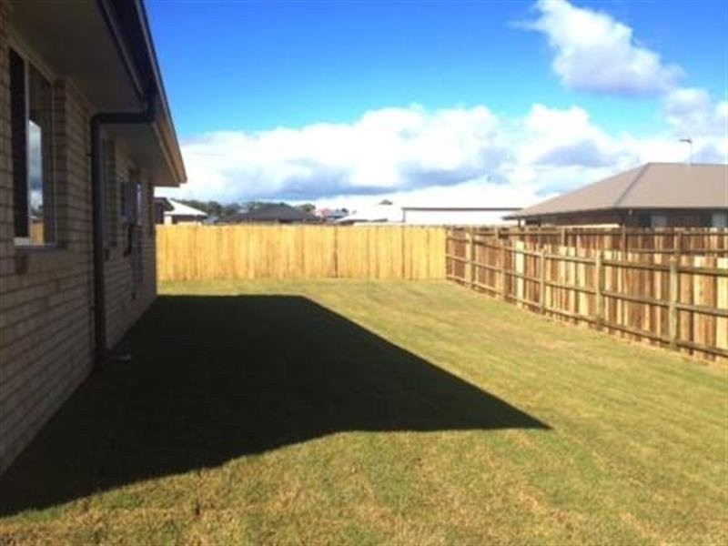 10 Wandoo Crescent, Westbrook QLD 4350