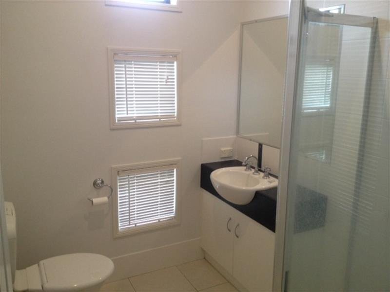 1/13 Horrocks Crescent, Kearneys Spring QLD 4350