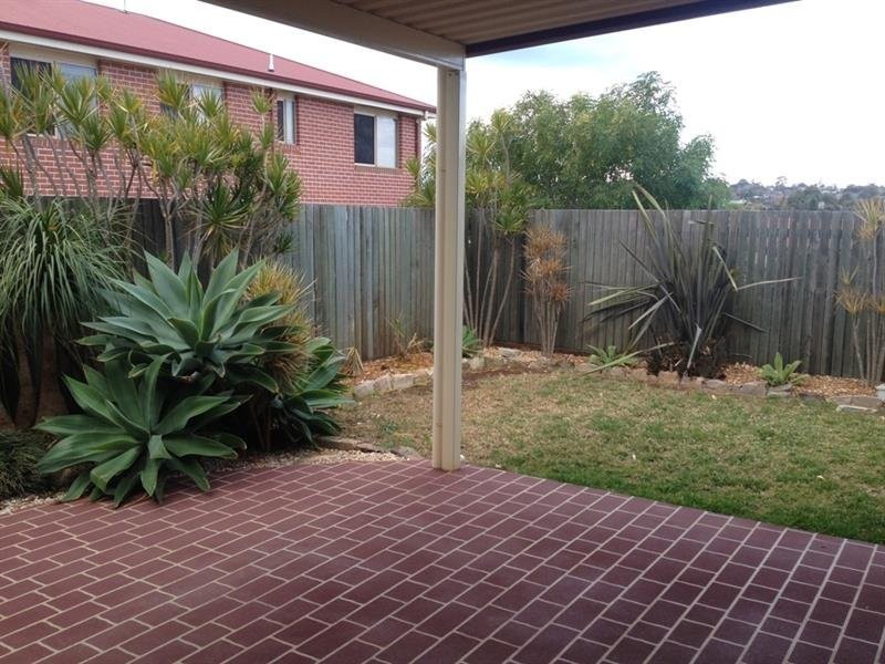 1/13 Horrocks Crescent, Kearneys Spring QLD 4350