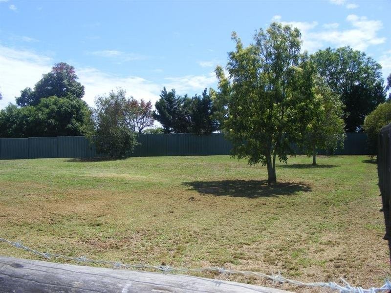 4 Federation Drive, Highfields QLD 4352