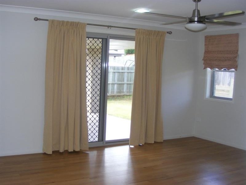 8 Lanagan Court, Middle Ridge QLD 4350