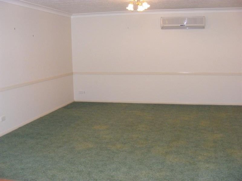 10 Dahlia Court, Middle Ridge QLD 4350