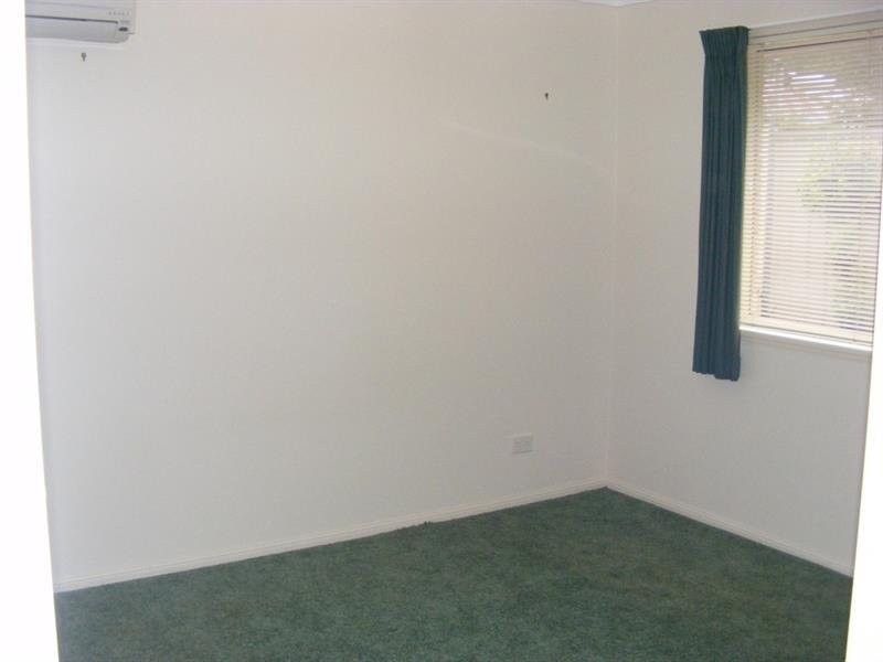 10 Dahlia Court, Middle Ridge QLD 4350