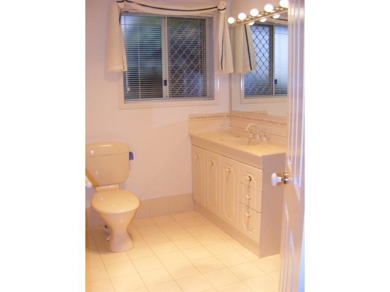 10 Dahlia Court, Middle Ridge QLD 4350