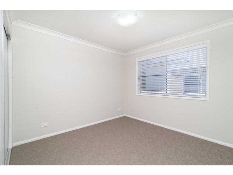 4/4 Alistair Street, Glenvale QLD 4350