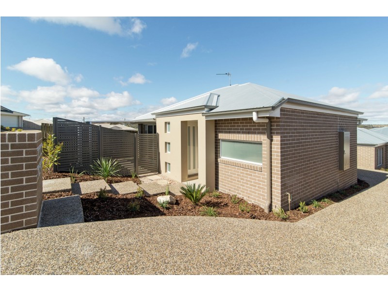 4/4 Alistair Street, Glenvale QLD 4350