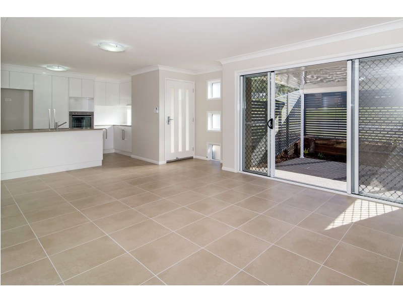 4/4 Alistair Street, Glenvale QLD 4350