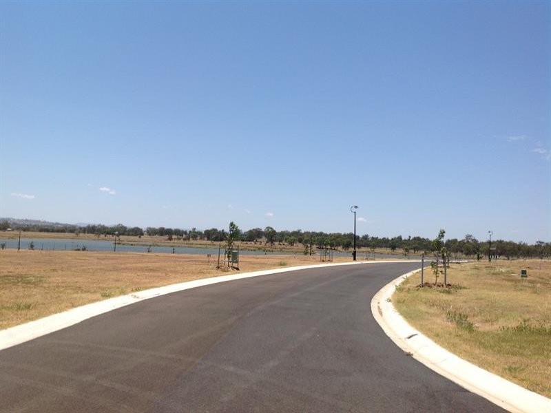 1 Derby Drive, Rosenthal Heights QLD 4370