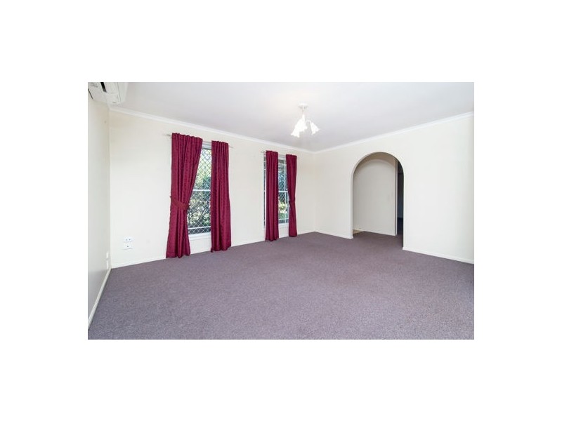 11 Swartz Street, Kearneys Spring QLD 4350
