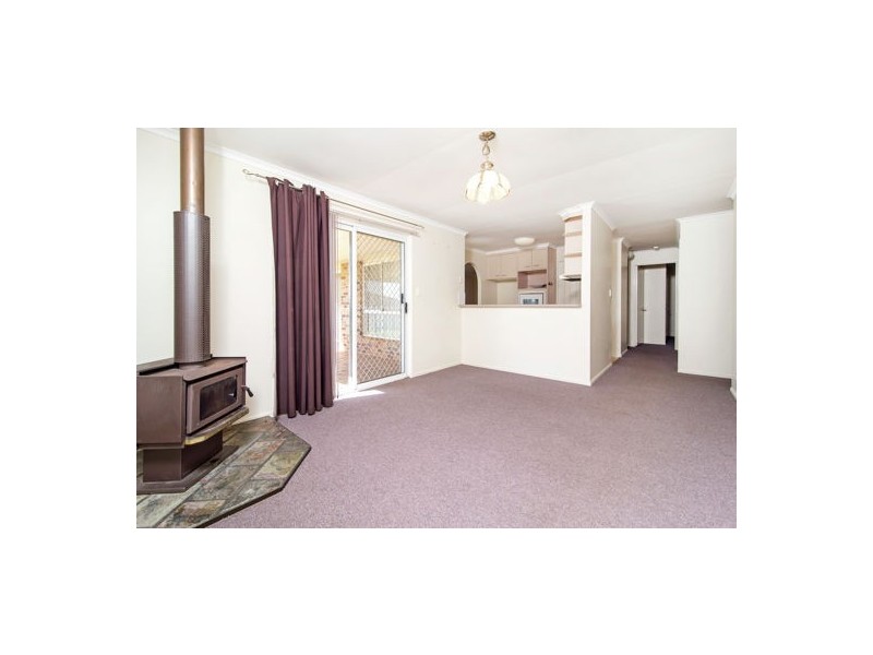 11 Swartz Street, Kearneys Spring QLD 4350