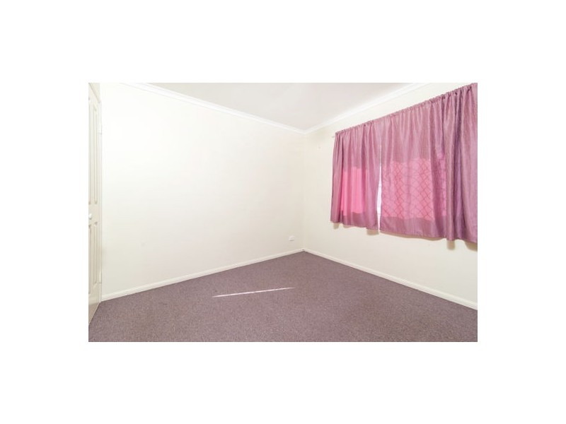 11 Swartz Street, Kearneys Spring QLD 4350