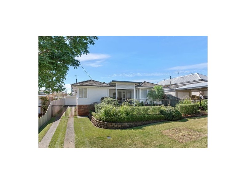 3 Maker Street, Rangeville QLD 4350