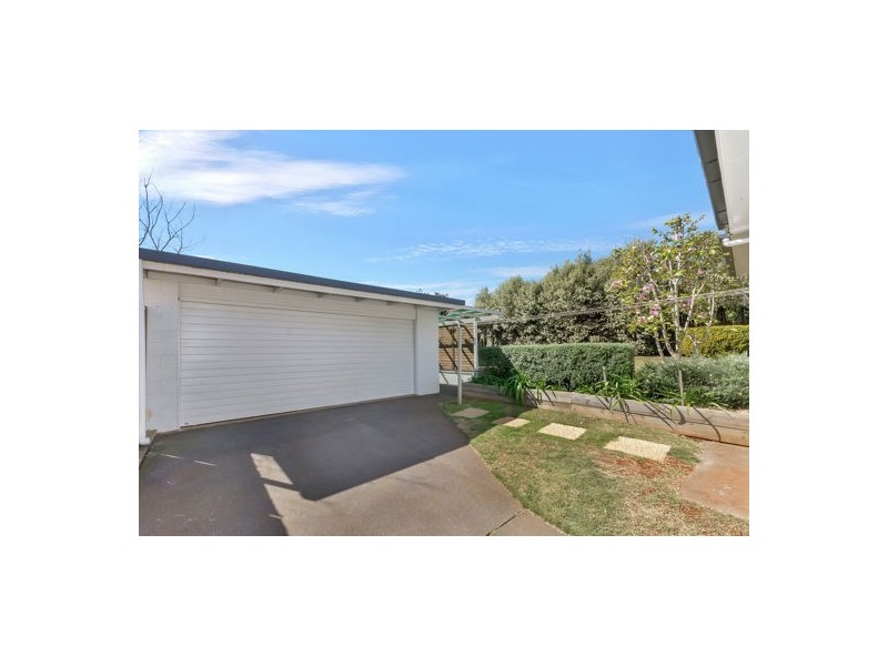 3 Maker Street, Rangeville QLD 4350