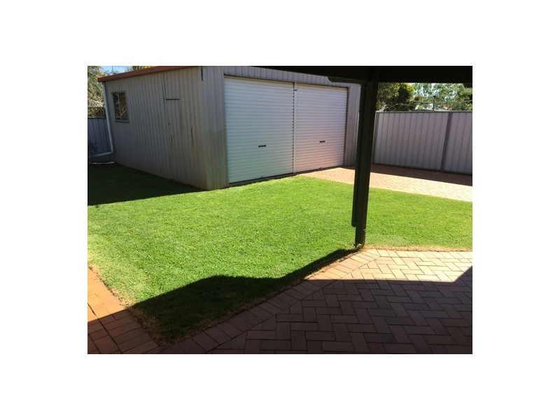 56 Moore Cres, Wilsonton QLD 4350