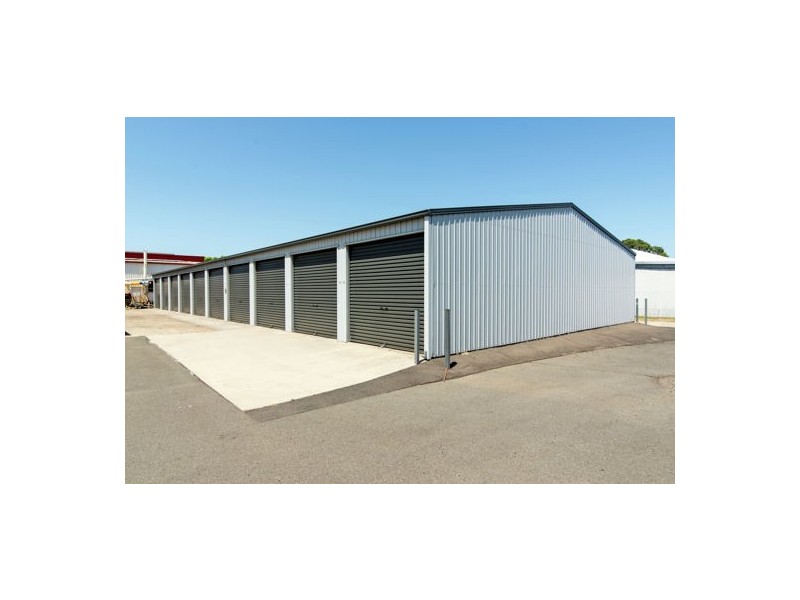 17 Enterprise Street, Wilsonton QLD 4350