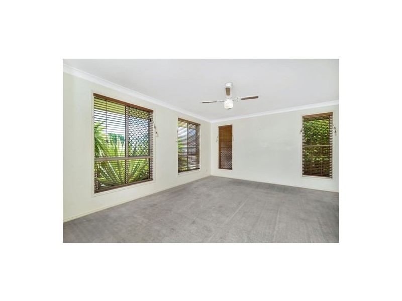 11 Elizabeth Street, Westbrook QLD 4350