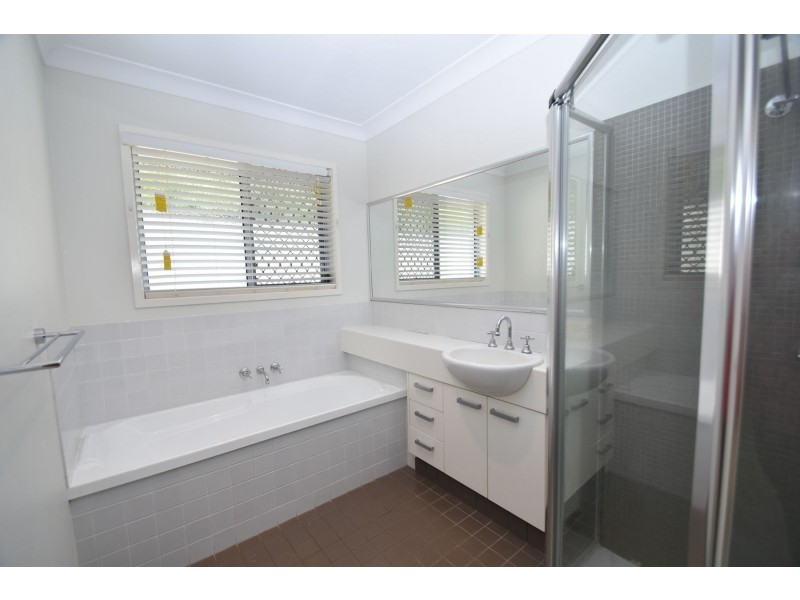 12 Quail Street, Rangeville QLD 4350