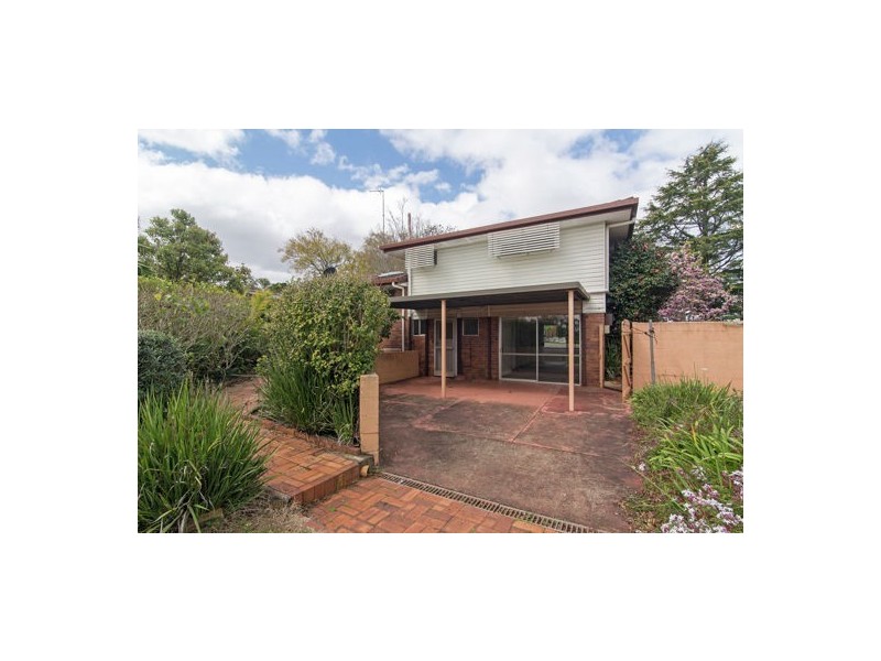 11 Starkey Court, Rangeville QLD 4350