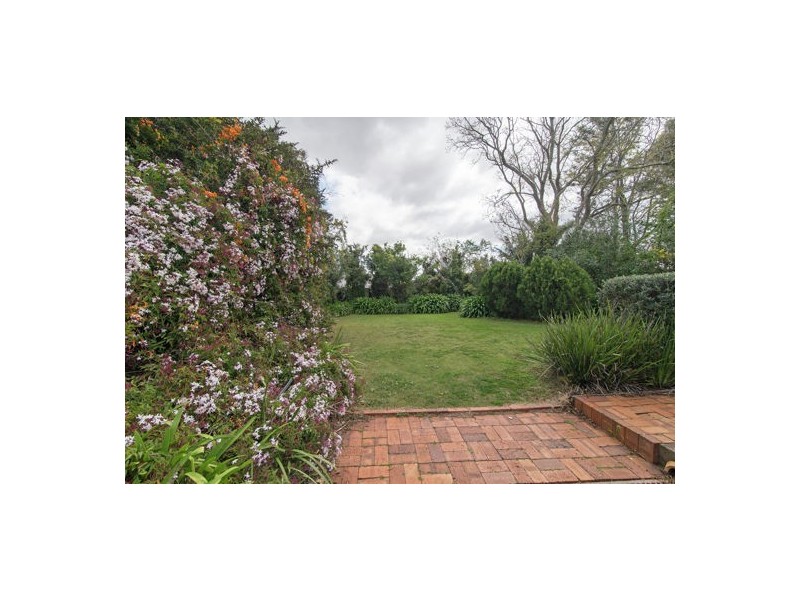 11 Starkey Court, Rangeville QLD 4350