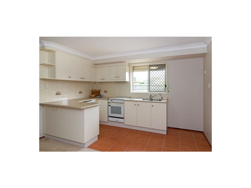 7 Hennenlotter Court, Kearneys Spring QLD 4350