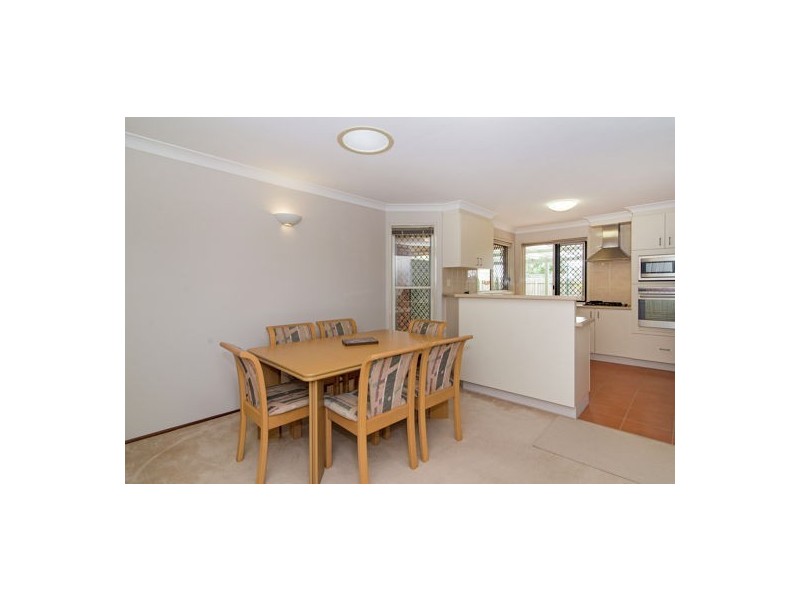 7 Hennenlotter Court, Kearneys Spring QLD 4350