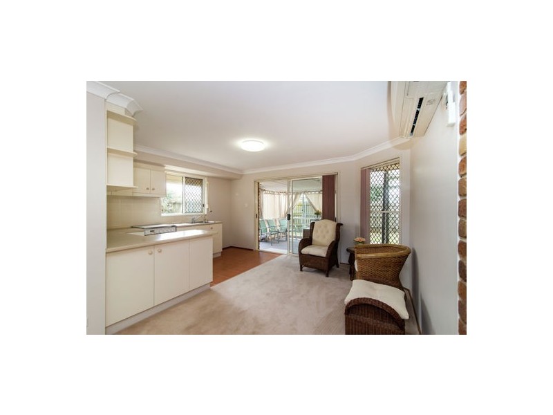 7 Hennenlotter Court, Kearneys Spring QLD 4350