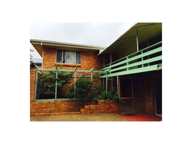 1 Clearview Street, Rockville QLD 4350