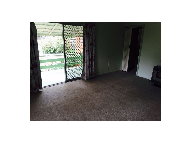 1 Clearview Street, Rockville QLD 4350